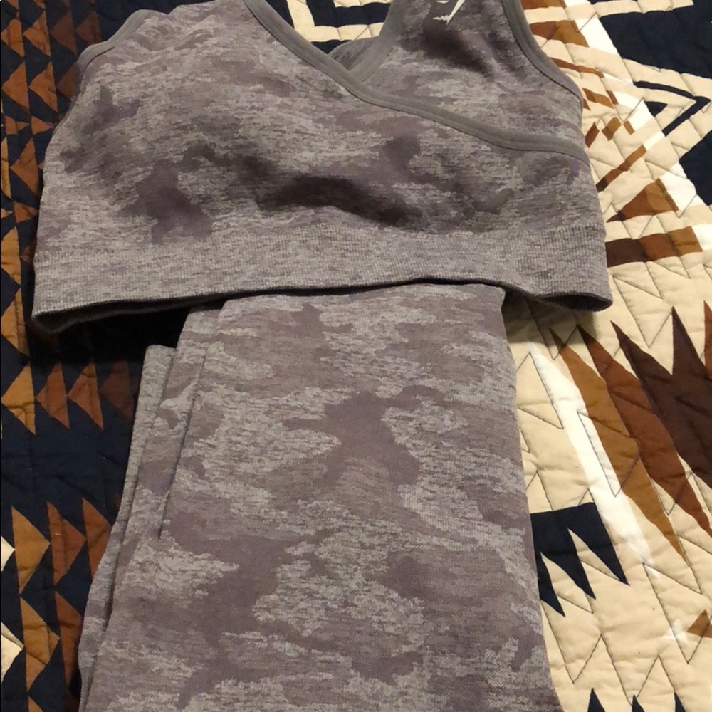 Gymshark Camo seamless set